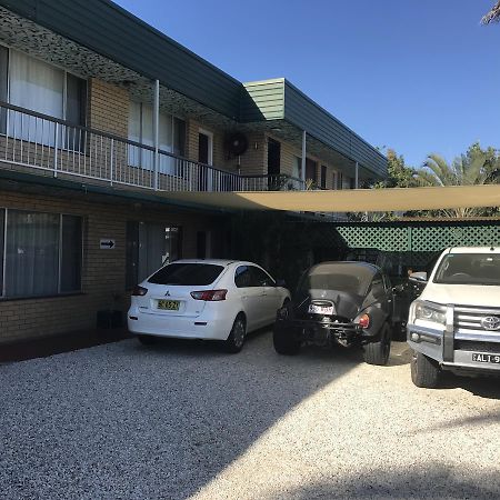 גולד קוסט Queenslander Motel מראה חיצוני תמונה