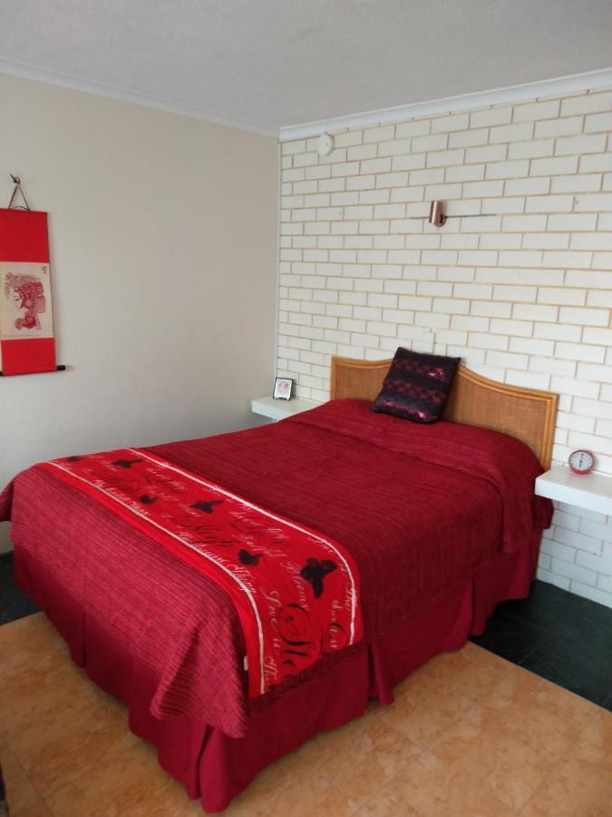 גולד קוסט Queenslander Motel מראה חיצוני תמונה