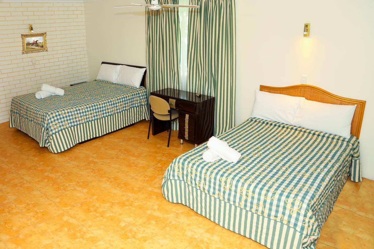 גולד קוסט Queenslander Motel מראה חיצוני תמונה