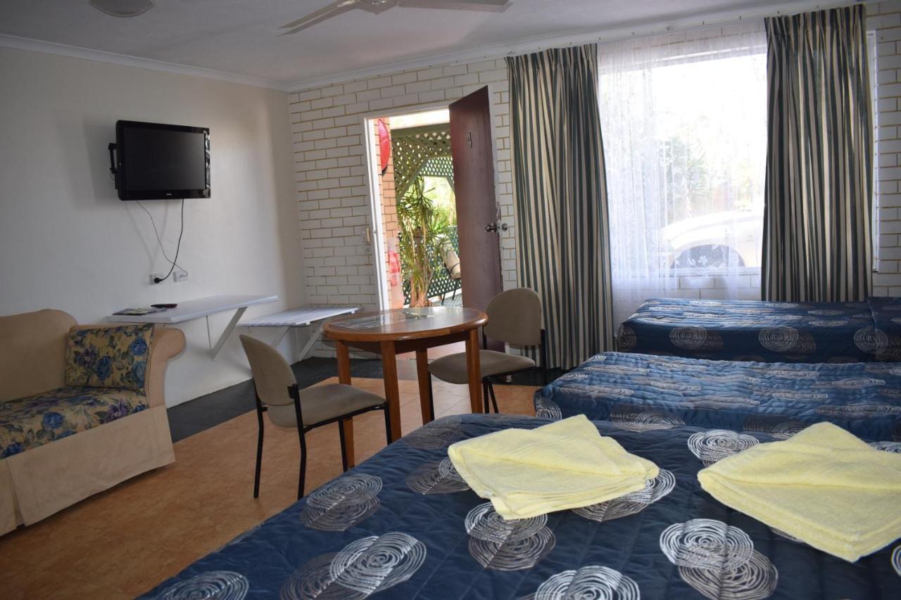 גולד קוסט Queenslander Motel מראה חיצוני תמונה