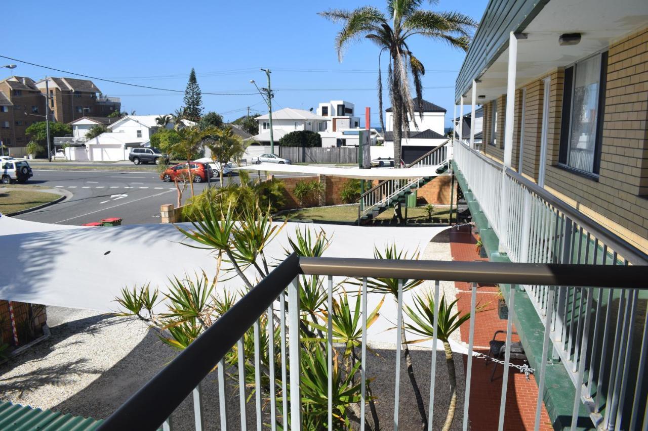גולד קוסט Queenslander Motel מראה חיצוני תמונה