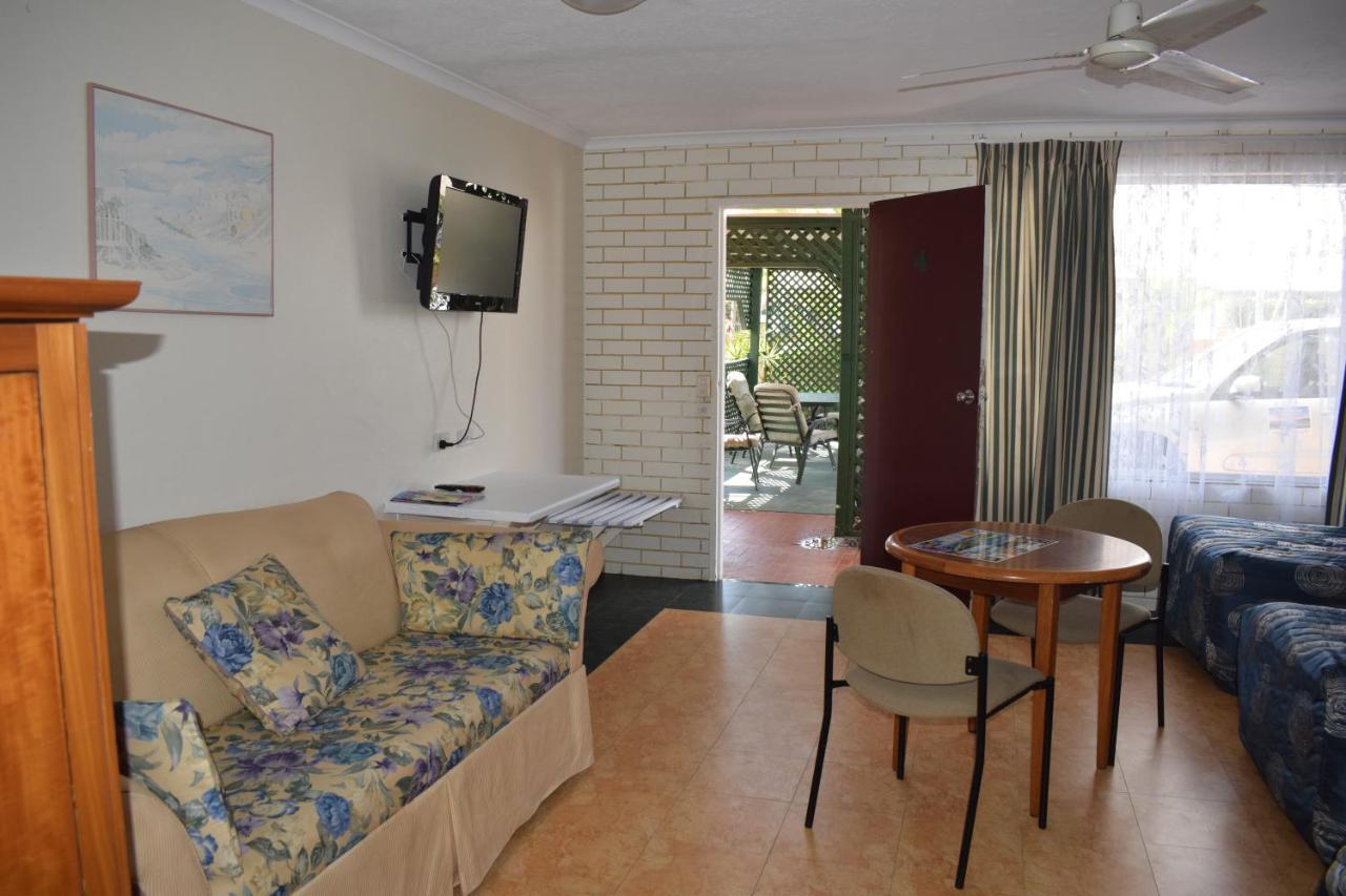 גולד קוסט Queenslander Motel מראה חיצוני תמונה