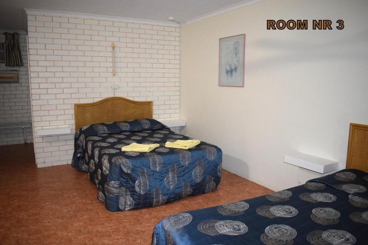 גולד קוסט Queenslander Motel מראה חיצוני תמונה