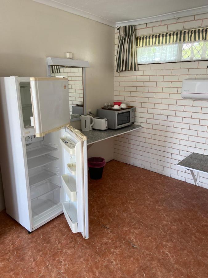 גולד קוסט Queenslander Motel מראה חיצוני תמונה
